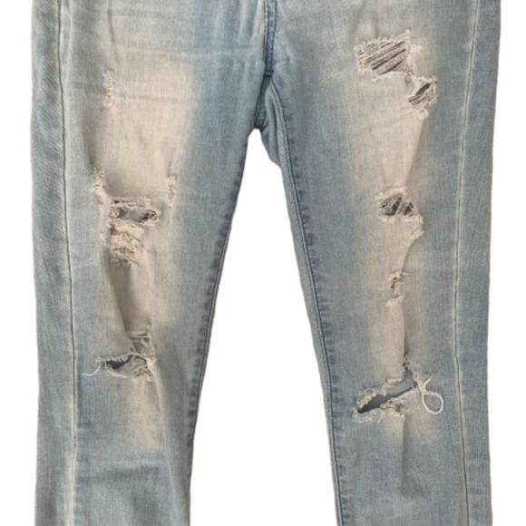 Distressed High Rise Cropped Jeans - Picture 3 of 7
